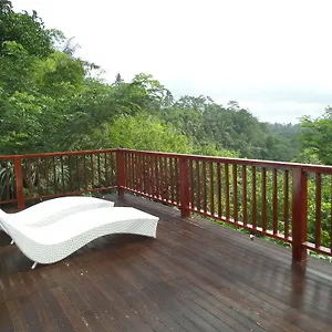 Senetan And Ubud